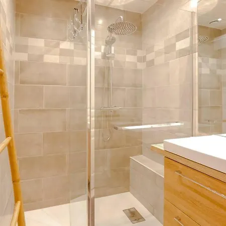 French Riviera 1 Bedroom On The Facing Cannes Apartment Theoule-sur-Mer