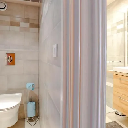 Apartment French Riviera 1 Bedroom On The Facing Cannes *